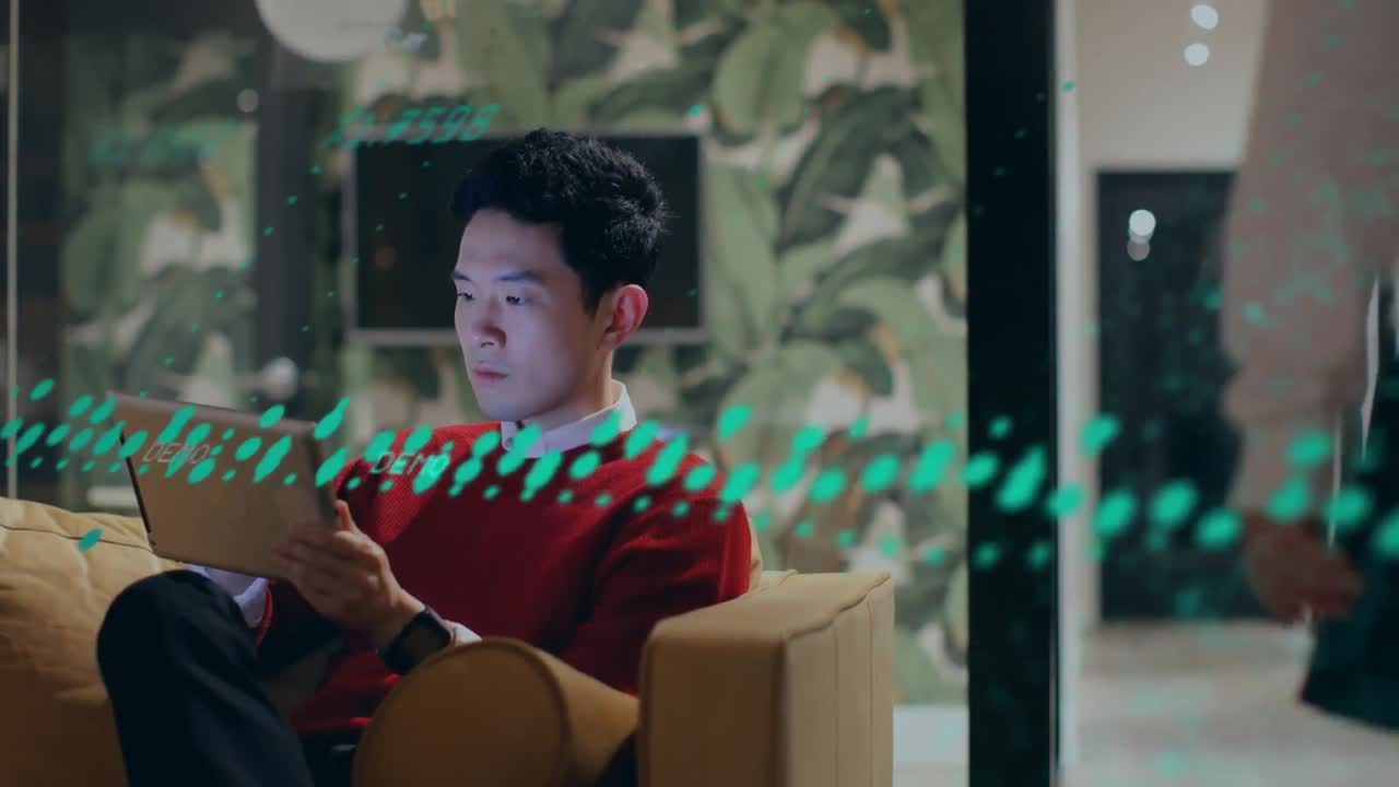 태블릿을 사용하는 아시아 사업가에 대한 미디어 아이콘의 애니메이션