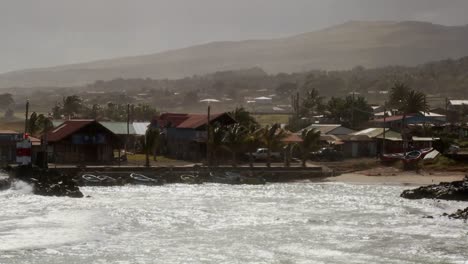 el pueblo de hanga roa en la isla de pascua