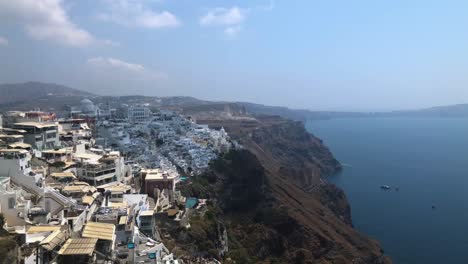 Plano-General-De-La-Vista-De-La-Ciudad-De-Thira-En-Santorini-Grecia