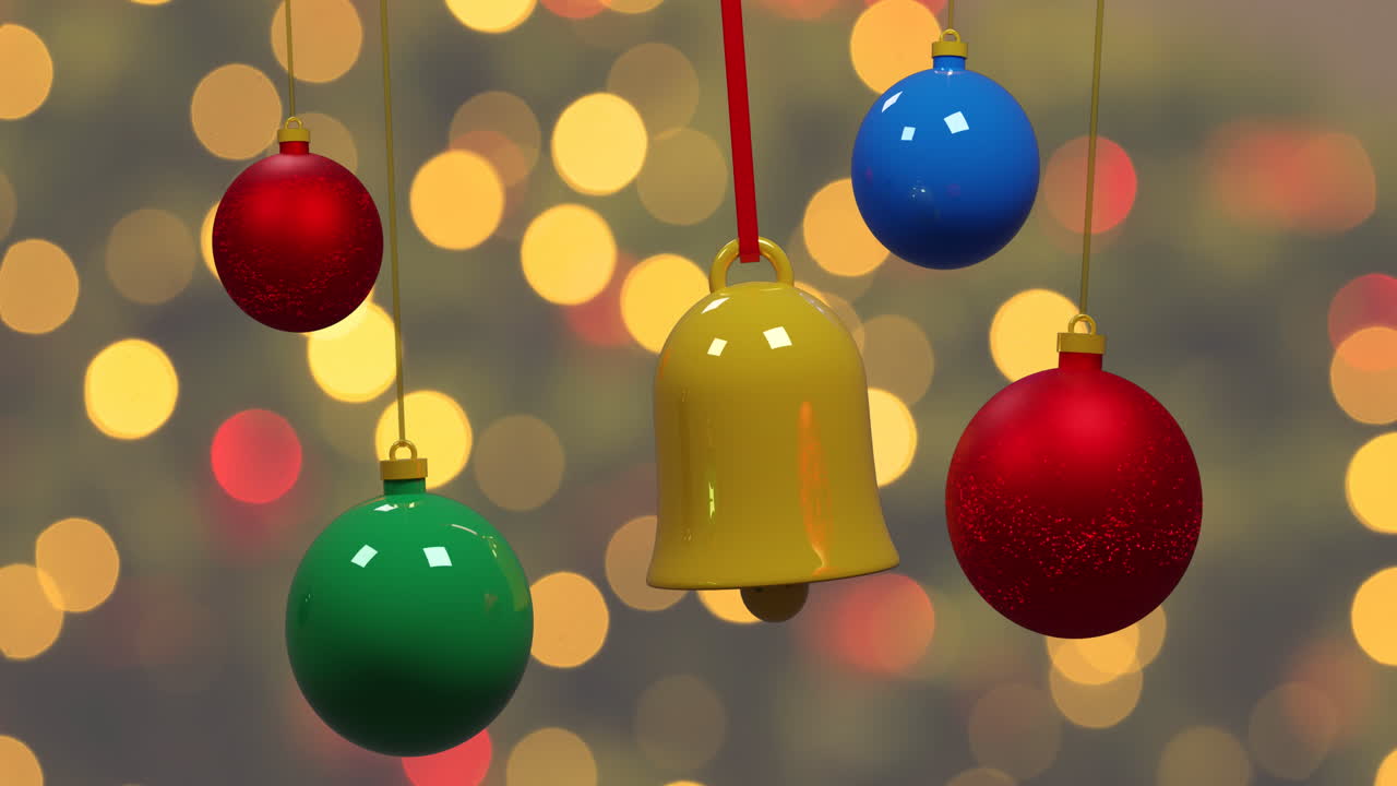 크리스마스 장식품의 애니메이션은 배경에서 요정 불빛 위에 매달려 있습니다.