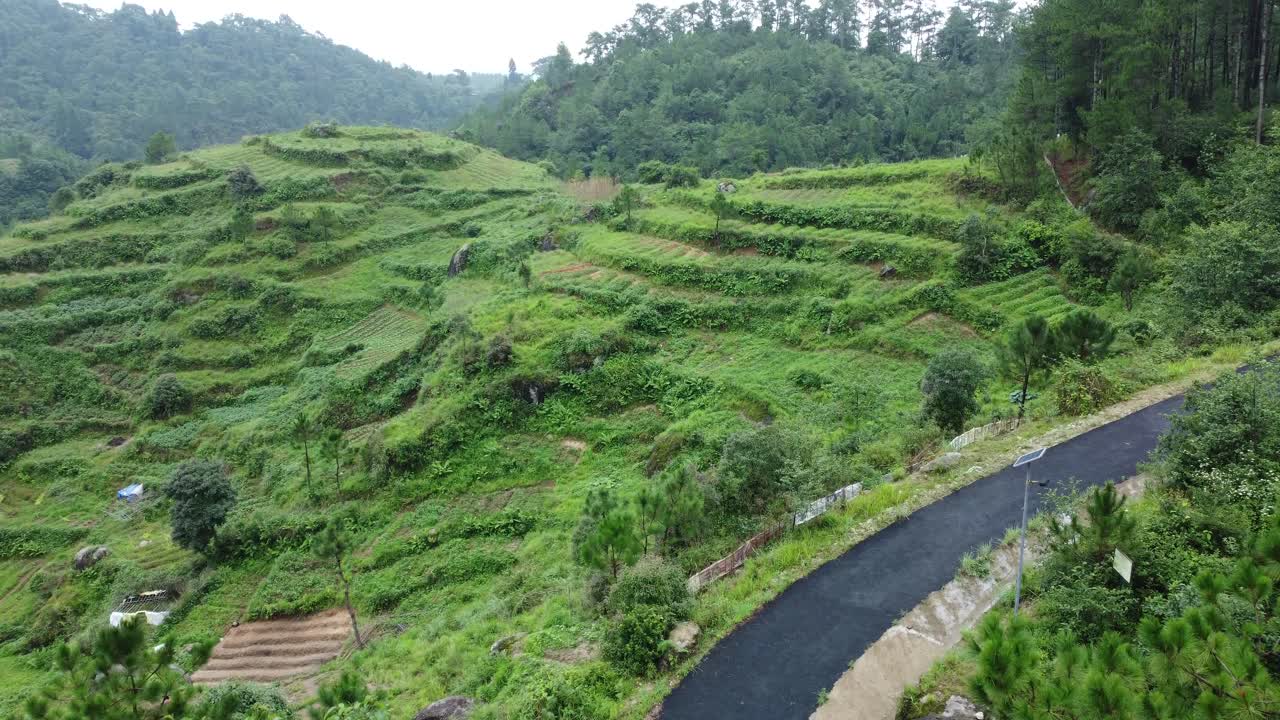 Drone video of Meghalaya's natural beauty.