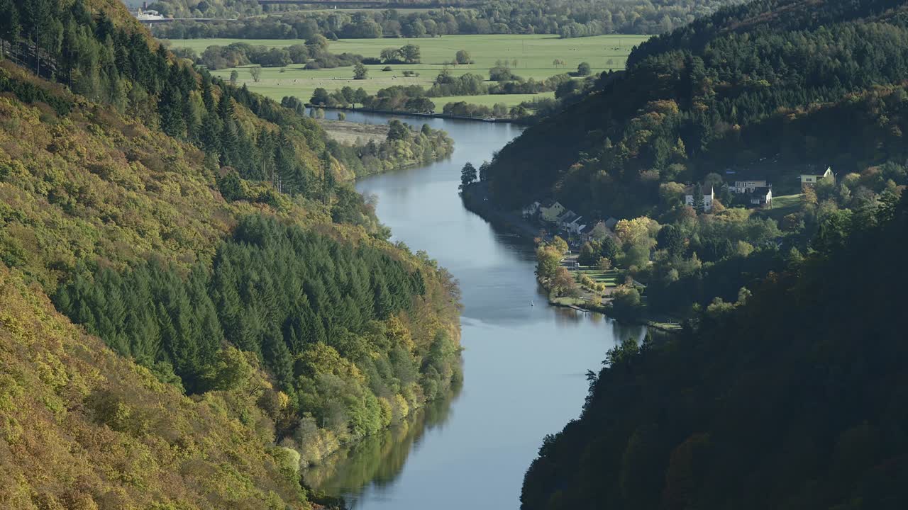 Ansa della Saar a Cloef. Un famoso punto panoramico. Saarschleife