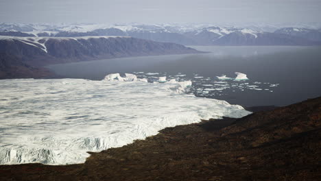 glaciar de alaska en el invierno