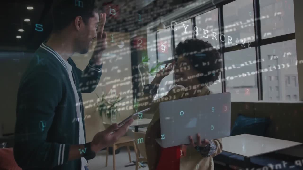 animación del procesamiento de datos sobre diversas personas de negocios en la oficina