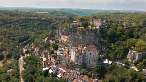 Rocamadour,-Una-Comuna-En-El-Suroeste-De-Francia