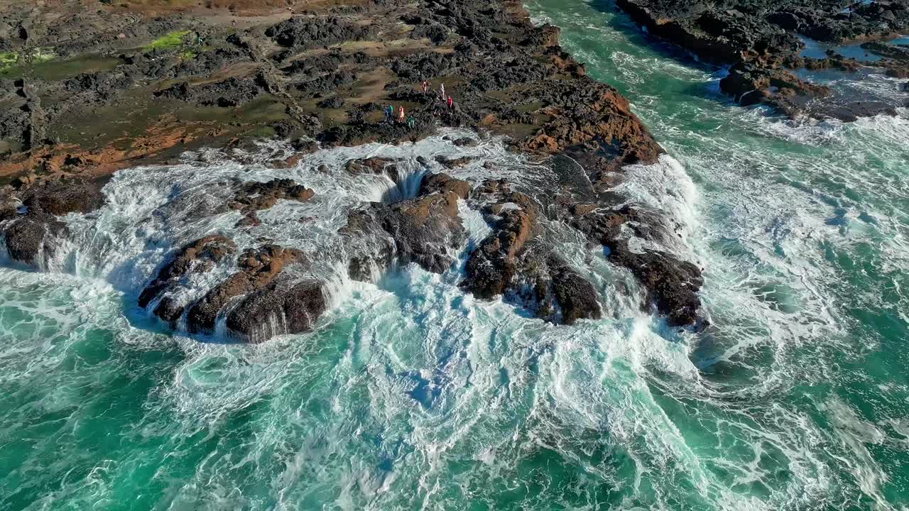 Located in the Cape Perpetua Scenic Area, just three miles south of Yachats Oregon, Thor's Well is a bowl-shaped hole carved out of the rough basalt shoreline