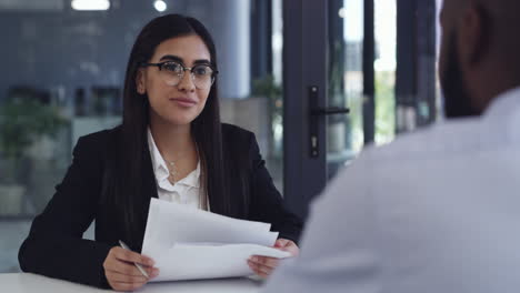 Machen-Sie-Ihnen-Klar,-Warum-Sie-Für-Den-Job-Gut-Geeignet-Sind