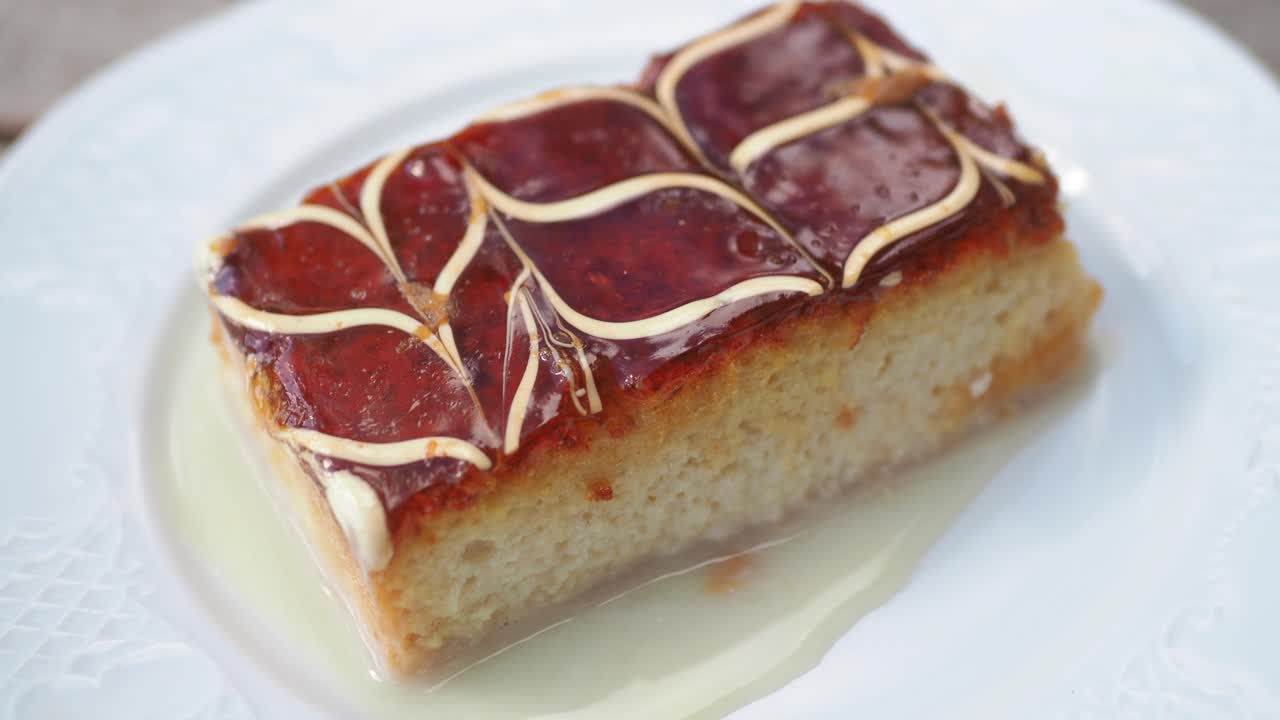 맛있는 터키 디저트, 트릴레스의 근접