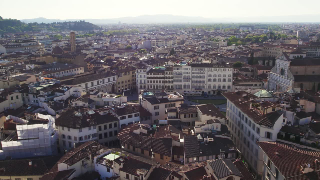 Architettura europea di edifici nella città di Firenze, Italia - Aerea