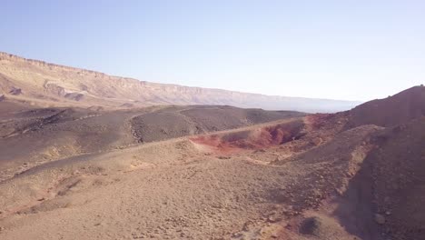antena de mitzpe ramon negev desierto descendente 01