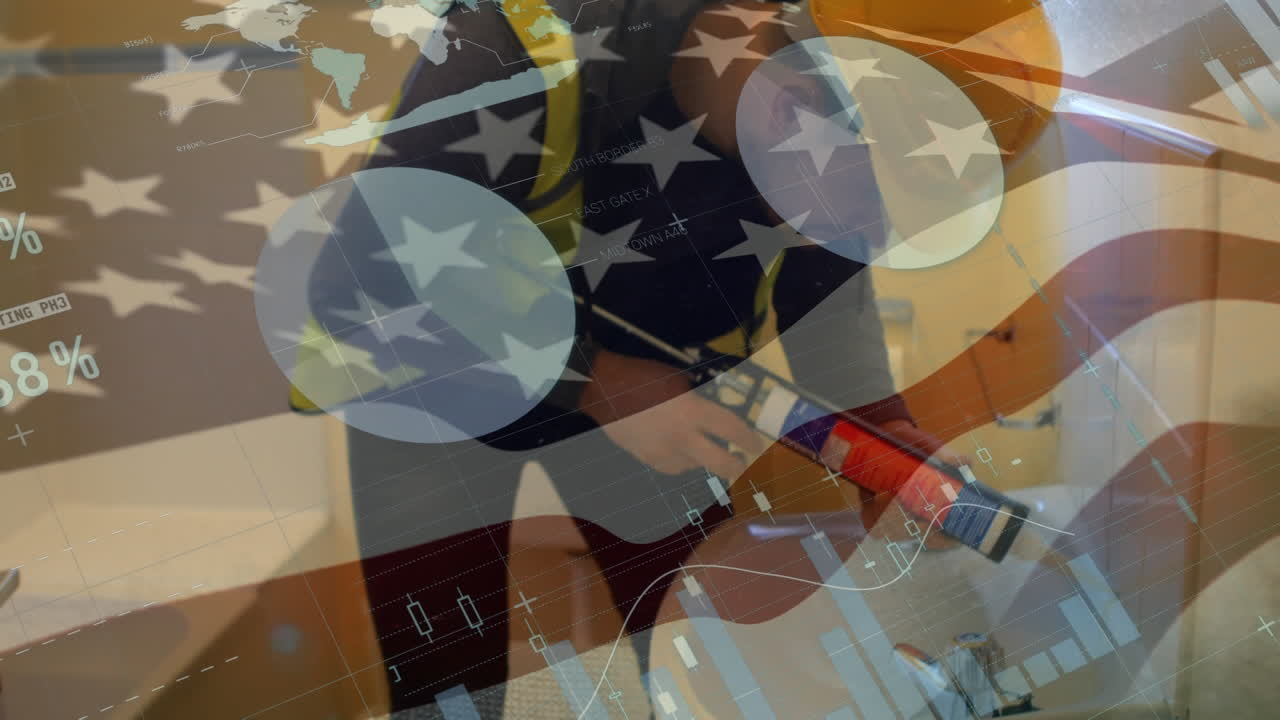 bandera estadounidense sobre trabajador del sitio usando una pistola de pegamento.