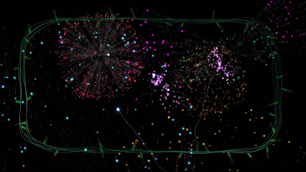 검은 바탕에 크리스마스 불빛과 불꽃놀이의 애니메이션