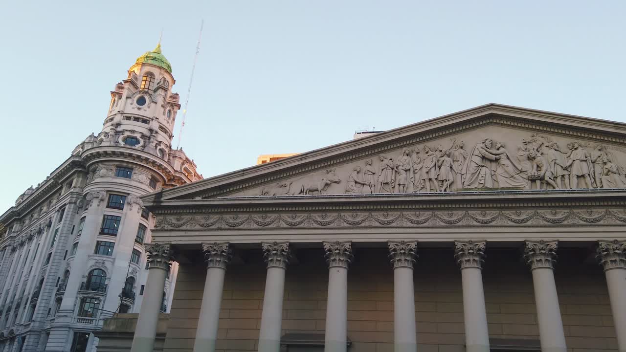 vista panorámica de la catedral metropolitana, edificio icónico de la ciudad de buenos aires argentina, edificios históricos, horizonte puesta de sol de fondo