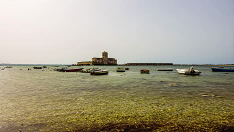 lazareto marítimo viajero puerto estación mahon italia