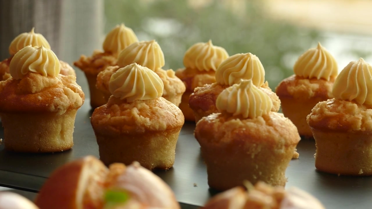 Esposizione di cibo a buffet di lusso