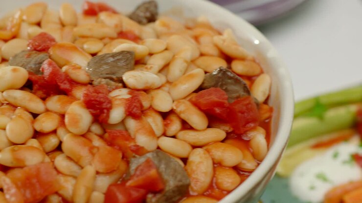 Traditional mediterranean style cooked beans.