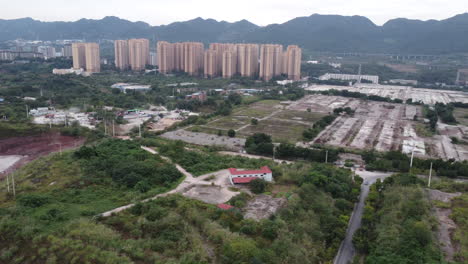 there are large areas of vacant land in low-rent housing areas of local governments in china