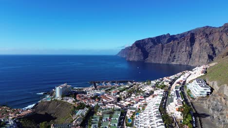 Los-Gigantes,-The-Giants-Teneriffa-Costa-Adeje-In-Spanien,-Kanarische-Inseln