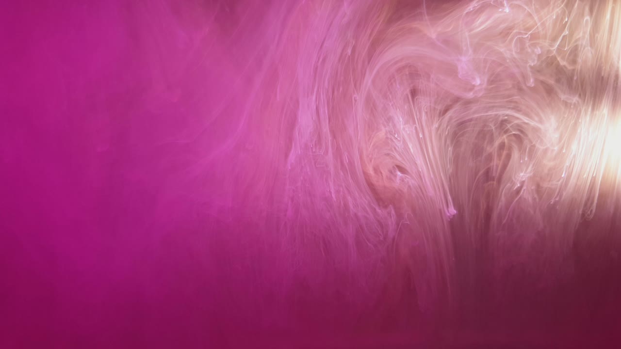 эффект туманного облака с высокоцветными акриловыми красками, клубящимися в воде, интересный и завораживающий цветовой оттенок фона