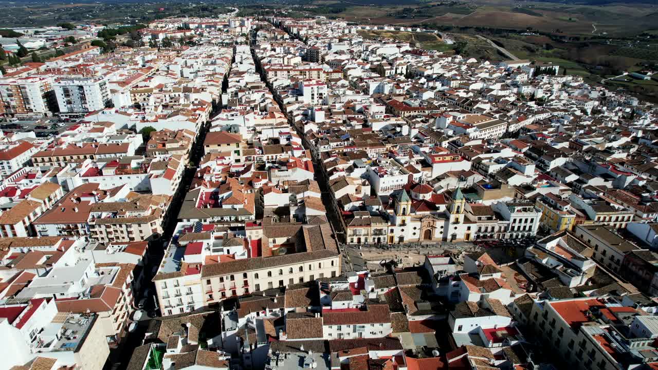 Panoramica aerea di architettura e edifici classici spagnoli nella città di Ronda, Spagna