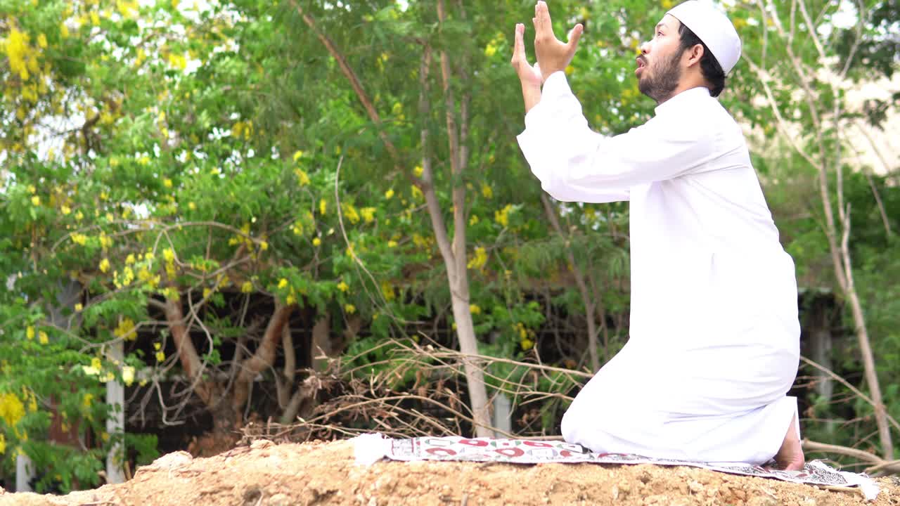 젊은 아시아 무슬림