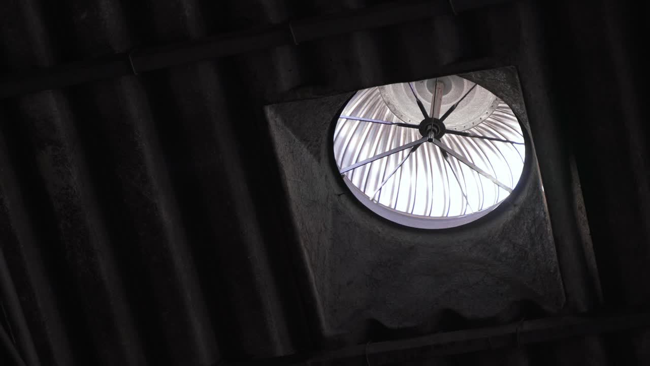 공장 지붕 환기