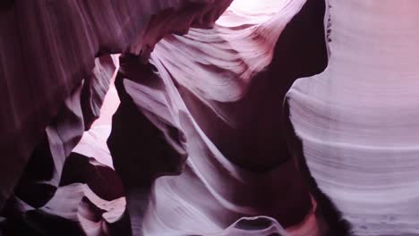 Antelope-Canyon-in-Arizona,-USA