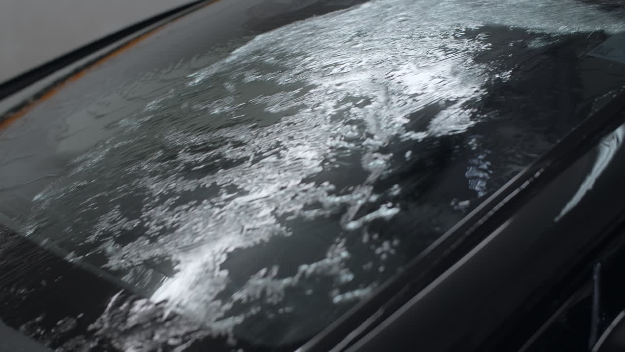 Car Windshield Cleaning and Detailing