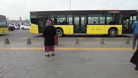 people waiting for a bus in istanbul