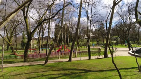 vista aérea del parque infantil