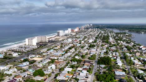 Panama-City-Beach-In-Der-Ferne,-Luftaufnahme-In-5k