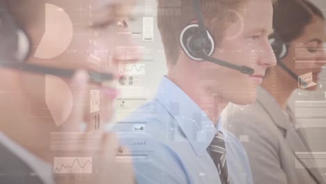 Animation-Von-Statistiken-Und-Datenverarbeitung-über-Geschäftsleuten,-Die-Telefon-Headsets-Tragen