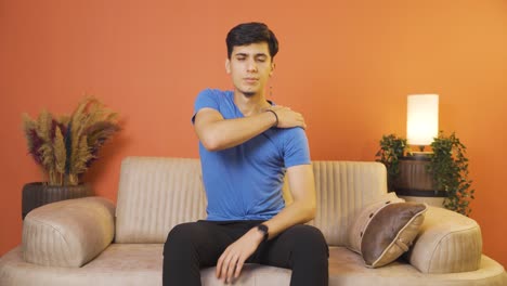 man with shoulder pain.