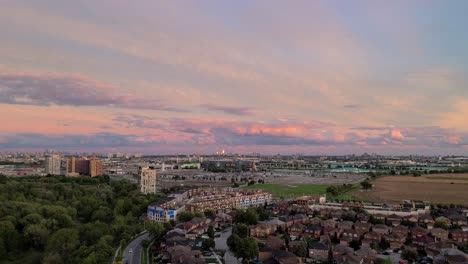 Hermoso-Cielo-Morado-Al-Atardecer