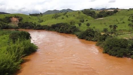 Paraopeba-river-overflowing-after-summer-rains-in-Brumadinho,-Minas-Gerais,-Brazil