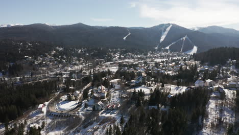 Aerial-view-over-town-of-Predeal,-Romania