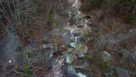 Mountain-Stream's-Flowing-Down