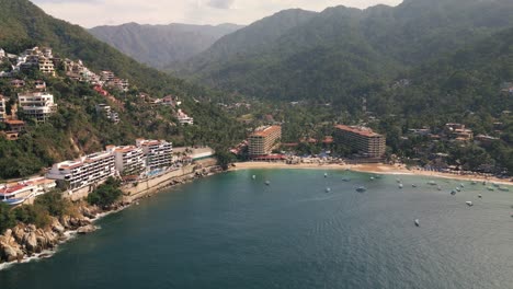 Ciudad-Turística-De-Playa-De-Misaloya-Cerca-De-Puerto-Vallarta-Antena-De-Riviera-Nayarit-Turismo-Mexicano