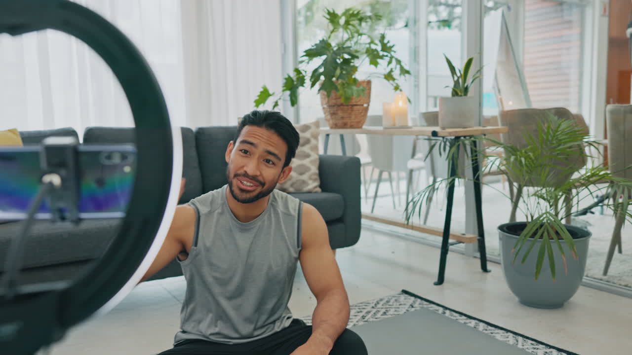 influenciador, acondicionamiento físico y entrenamiento con un deportista