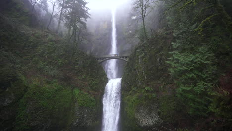 waterfall multnomah falls in portland oregon during an overcast day