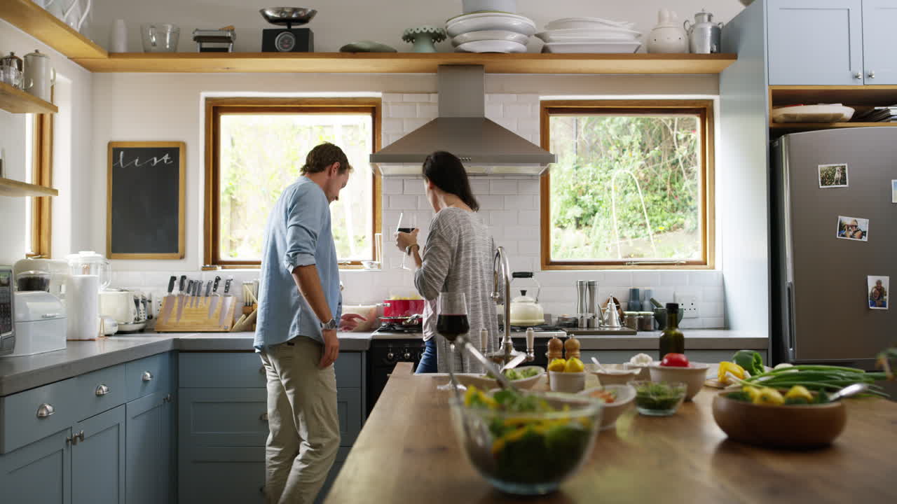 podia cheirar a cozinha maravilhosa dela a quilómetros de distância.