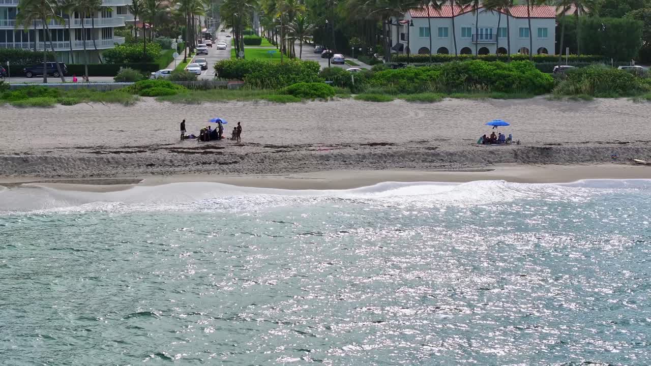 웨스트  비치 (west palm beach) 와 로  웨이 (royal palm way)