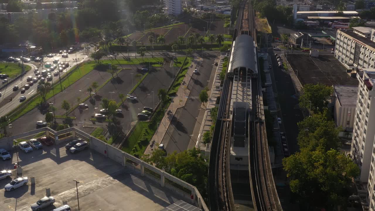tren urbano en puerto rico 7, peliculas de adrenalina 4k 30fps | vuelo de drone cinematográfico tren urbano fpv en puerto rico, adrenaline films 4k 30fps