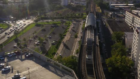 trem urbano em porto rico 7, filmes de adrenalina 4k 30fps | vuelo de drone cinematográfico trem urbano fpv em porto rico, adrenalina filmes 4k 30fps