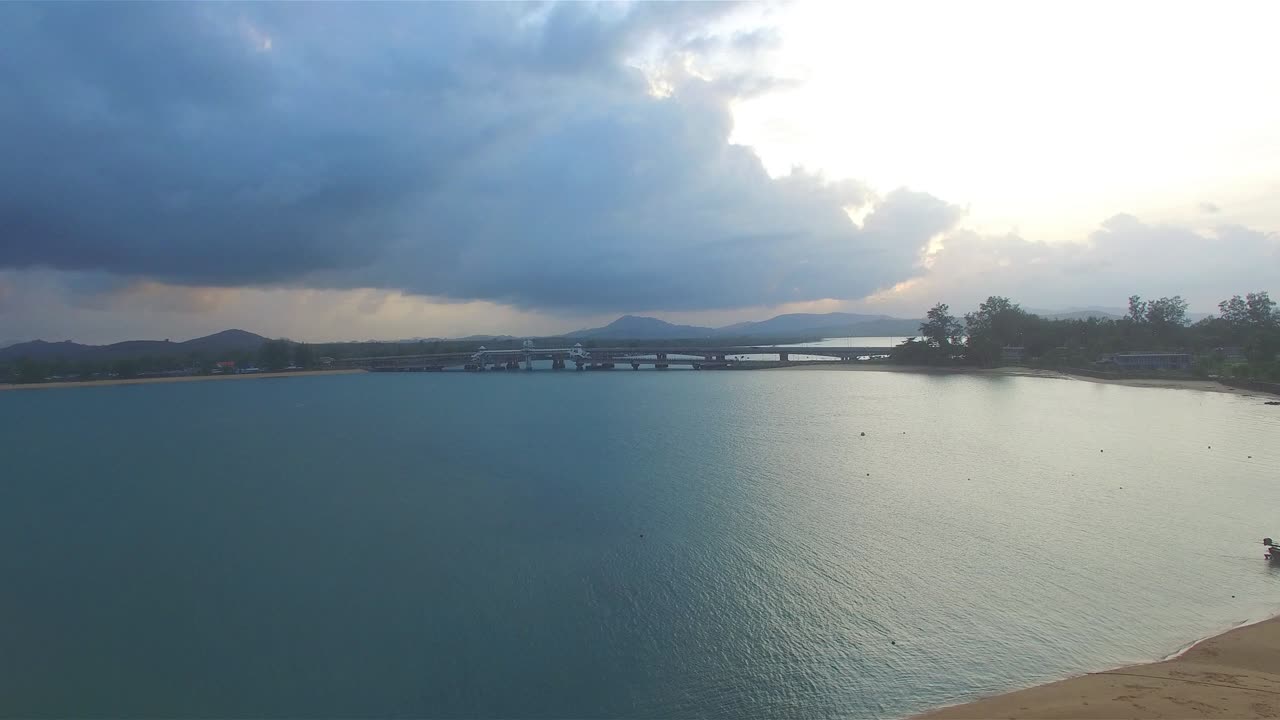 러브 스토리 사라신 브릿지