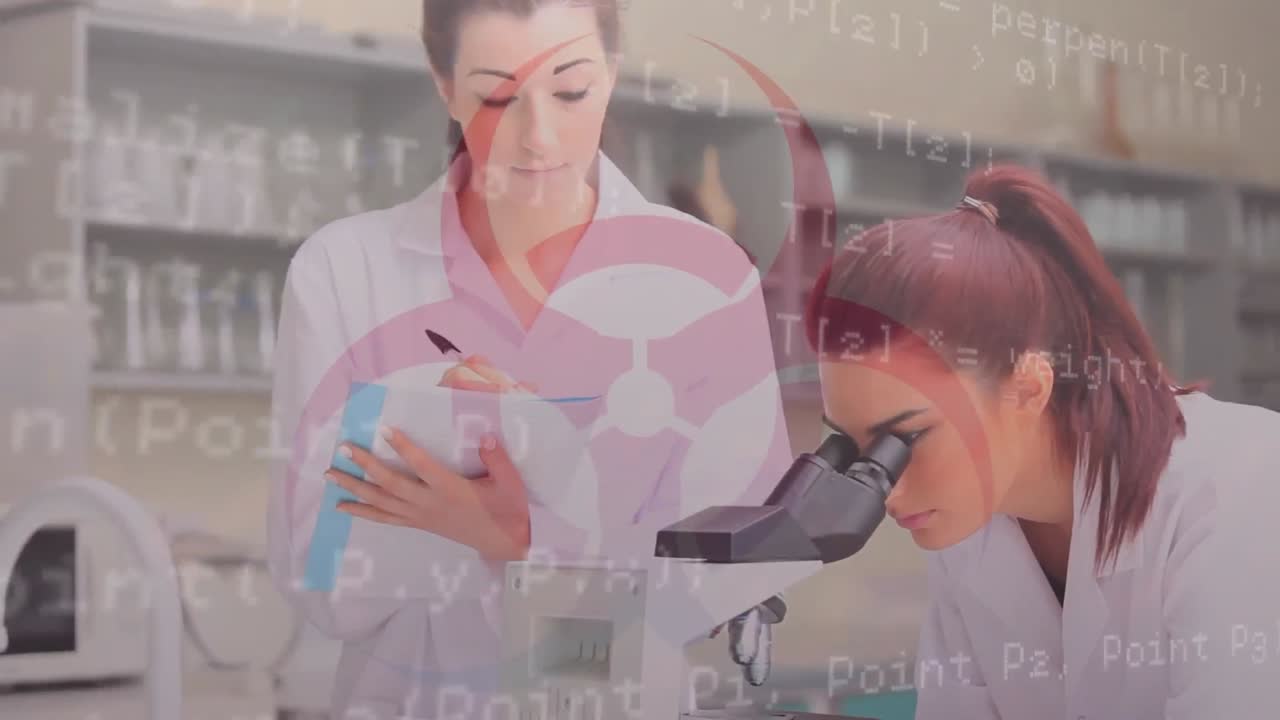 procesamiento de datos y signo de peligro para la salud sobre científicos que trabajan en el fondo. propagación de covid-19