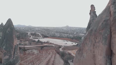 Fairy-Chimneys-rock-formation-in-Cappadocia,-Turkey