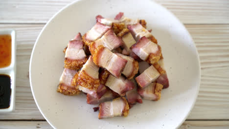 crispy pork belly with sauce