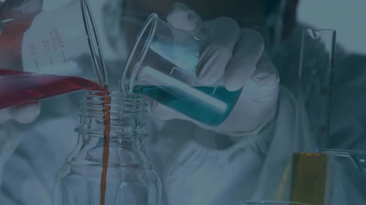 animación de moléculas sobre el científico caucásico en el laboratorio