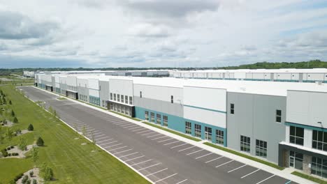 Aerial-Establishing-Shot-of-Modern-Warehouse-for-Shipping-Goods-Across-America